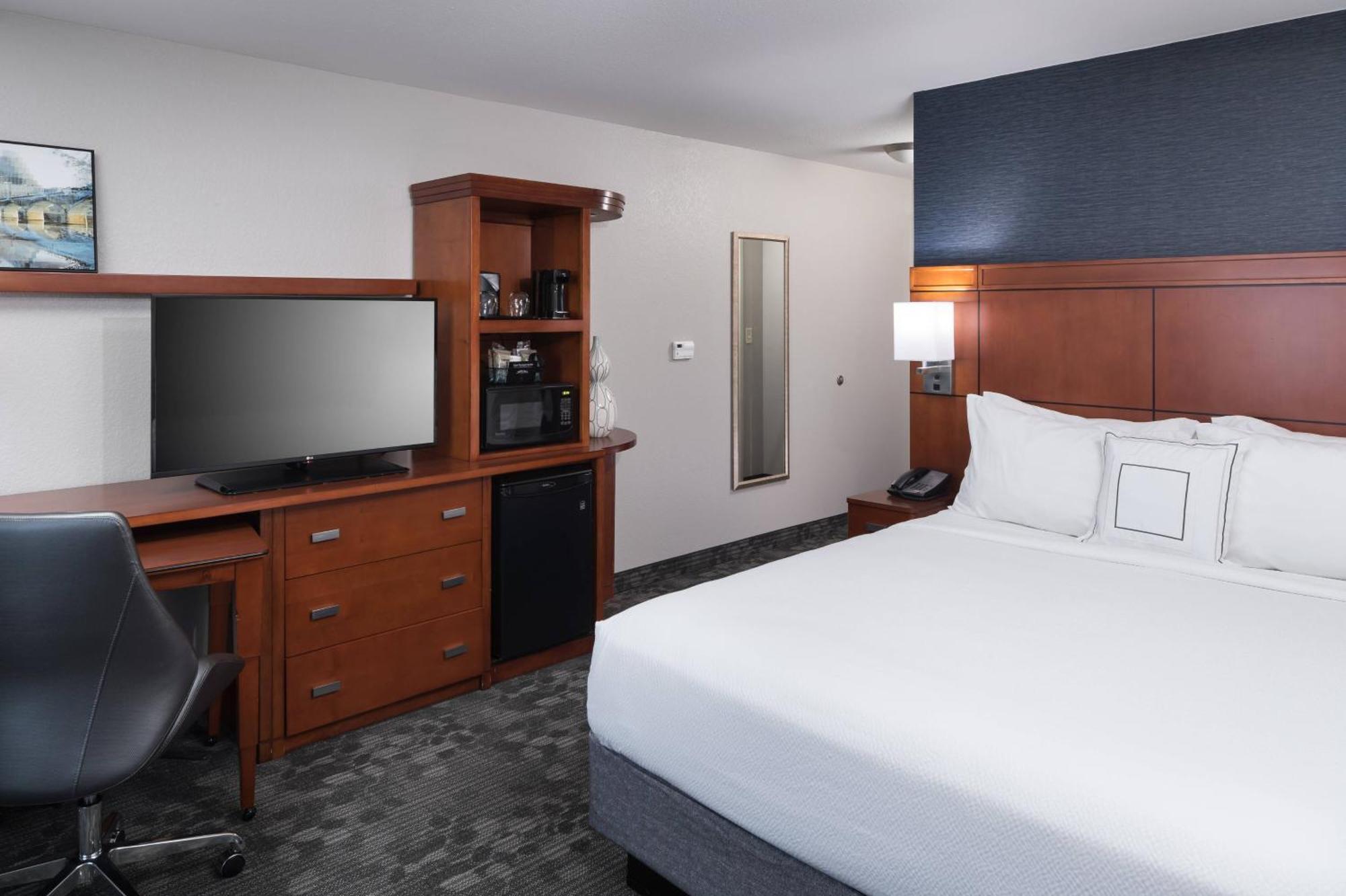 Courtyard By Marriott Austin Parmer Tech Ridge Eksteriør billede