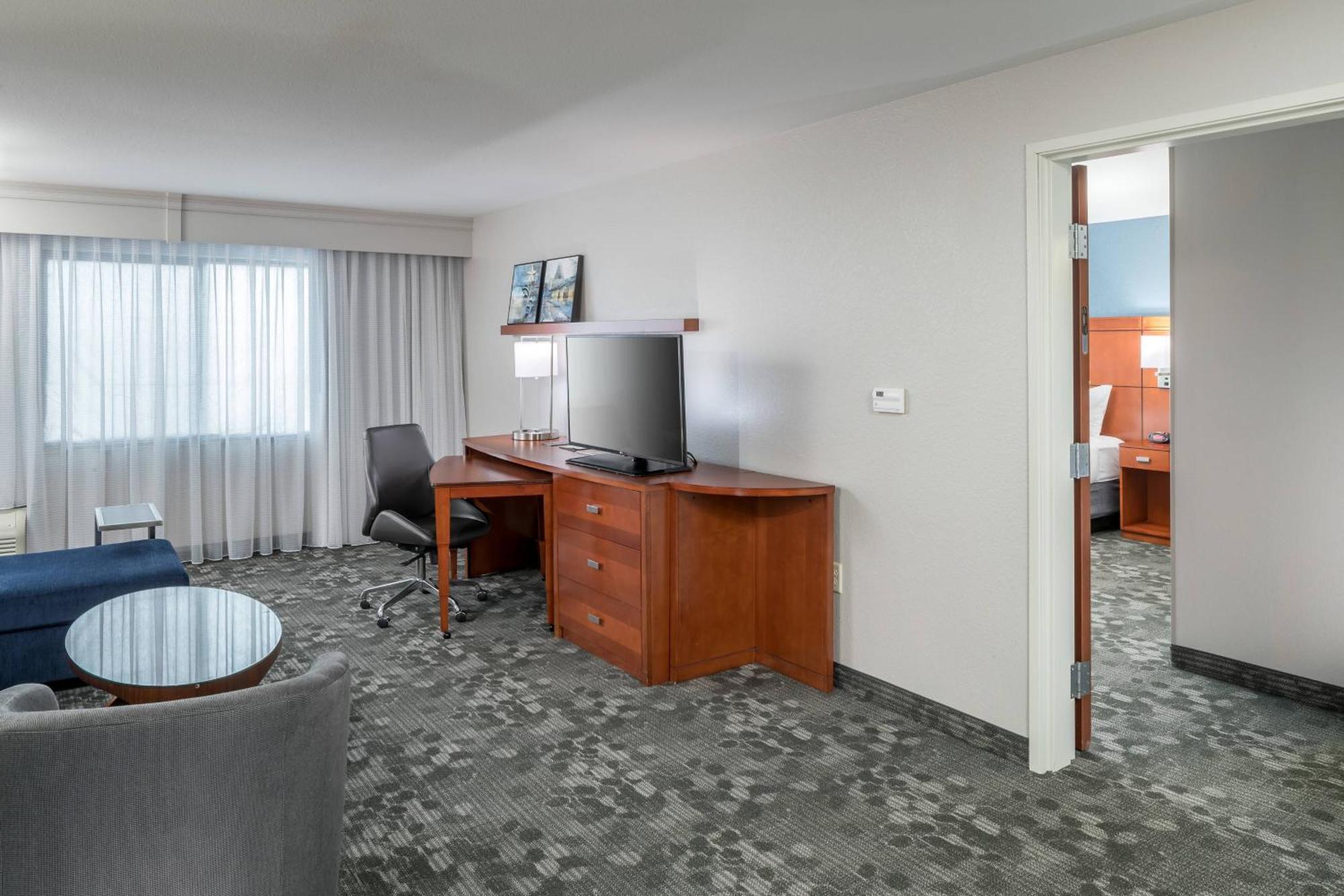 Courtyard By Marriott Austin Parmer Tech Ridge Eksteriør billede